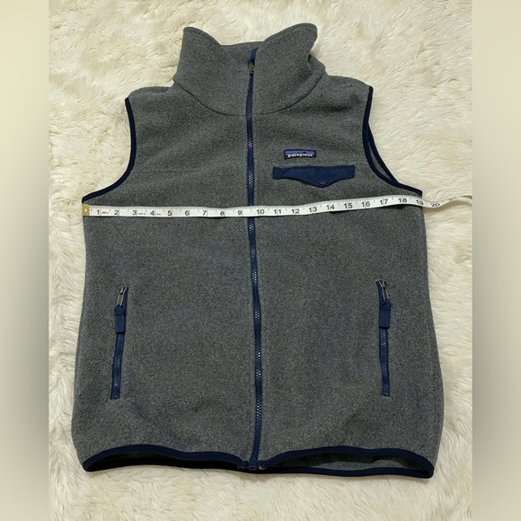 Patagonia Snap-T Synchilla Fleece Vest, Gray/Navy Blue, Women’s Medium - Picture 4 of 9